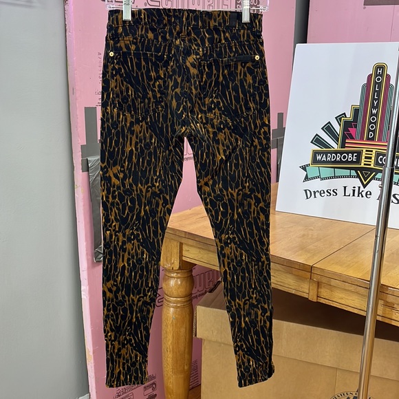 7FAM Leopard Skinny Jeans - Picture 5 of 8